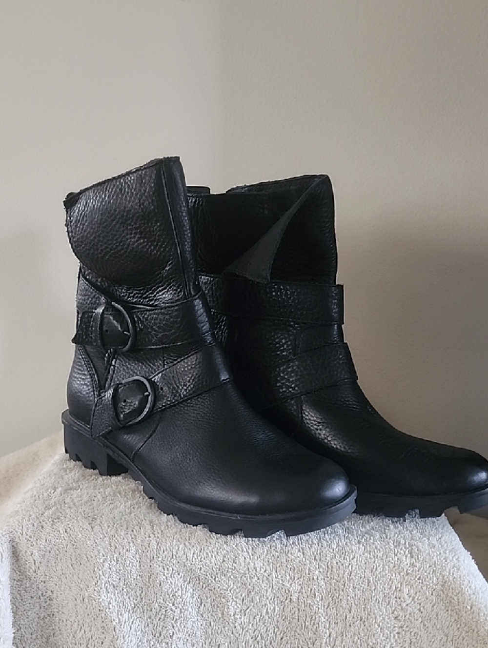 Sorel Phoenix Waterproof Black Leather Lace-Up Buckle Mid-Calf Boots